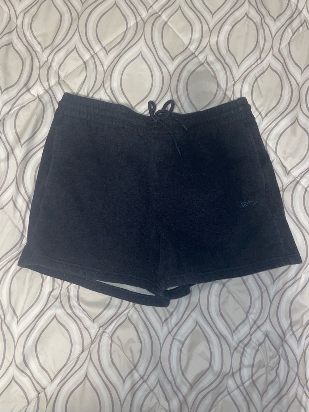 Aritzia Sweatfleece Boyfriend Shorts